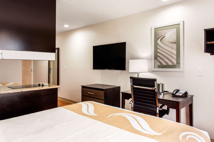 Quadruple Suite