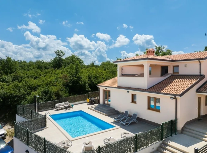 3 Bedrooms Cottage