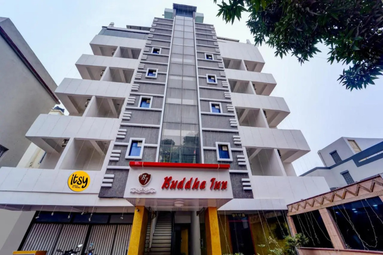 Itsy Hotels Buddha Inn