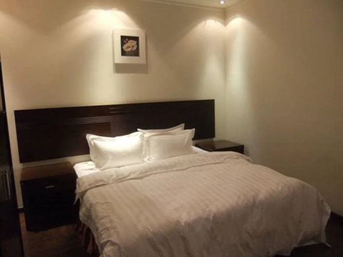Armada Palace 2