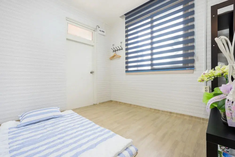 Yours Guesthouse