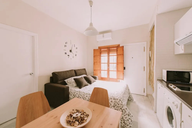 Sevilla Apartments San Luis