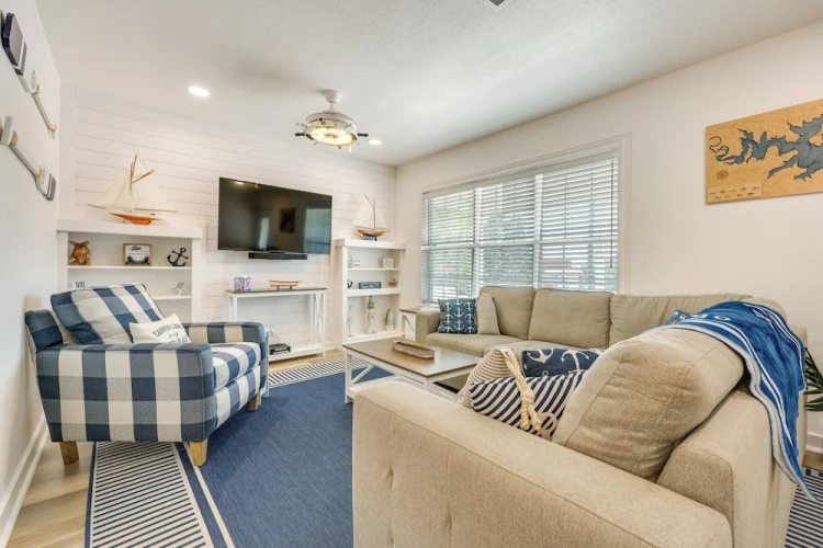 3 Bedrooms Cottage