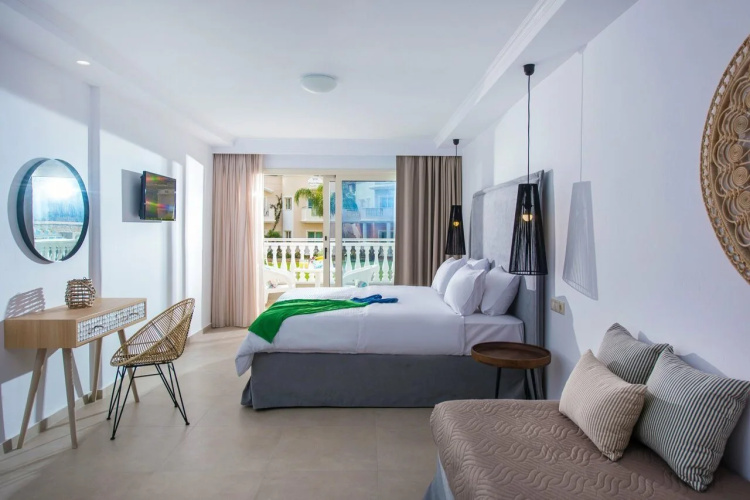 Sarpidon Apartments