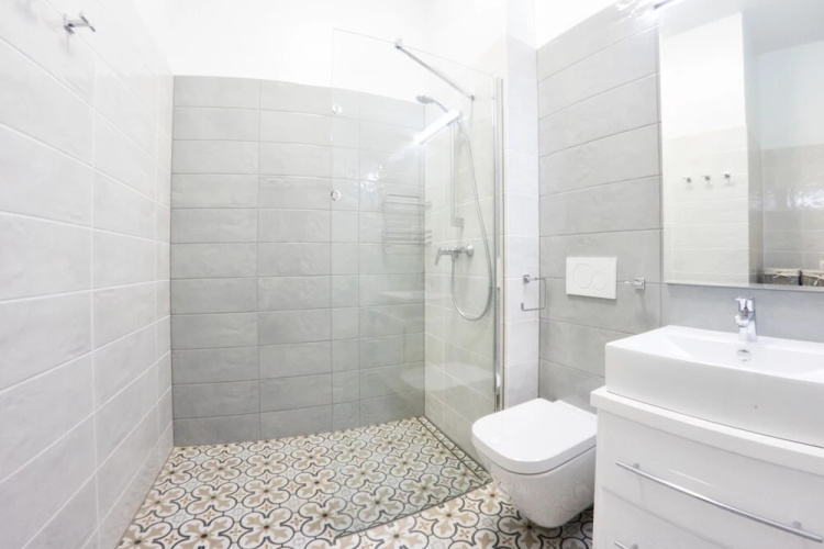 Rister Apartments