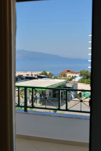 Privé City Hotel