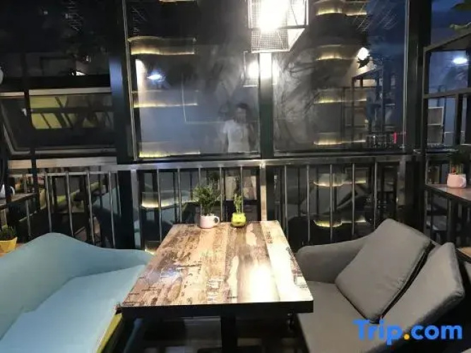 Urumqi Xiyu Harbour Youth Hostel