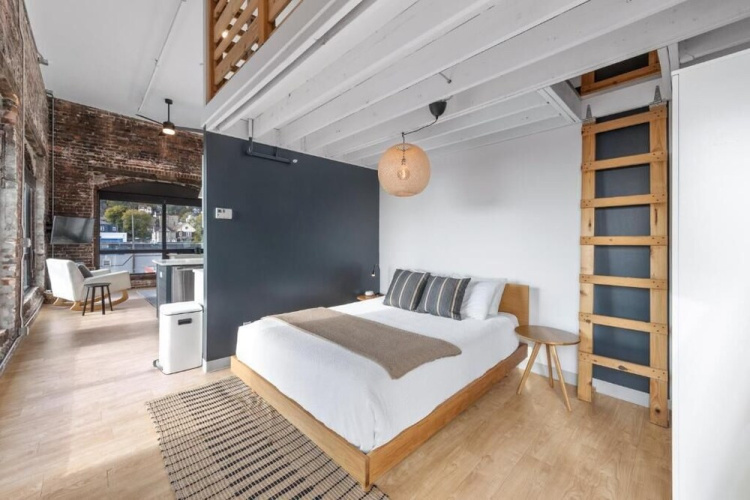 Enger Lofts Hotel & Marketplace