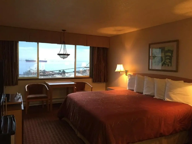 Room with harbour view