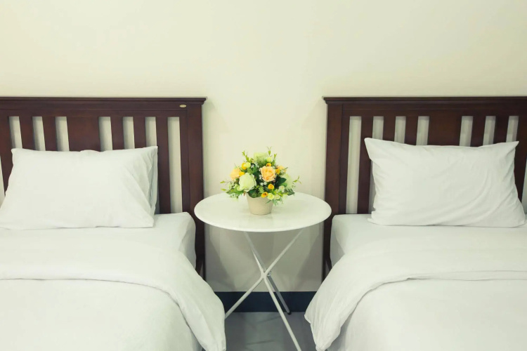 The 9th House - Hostel