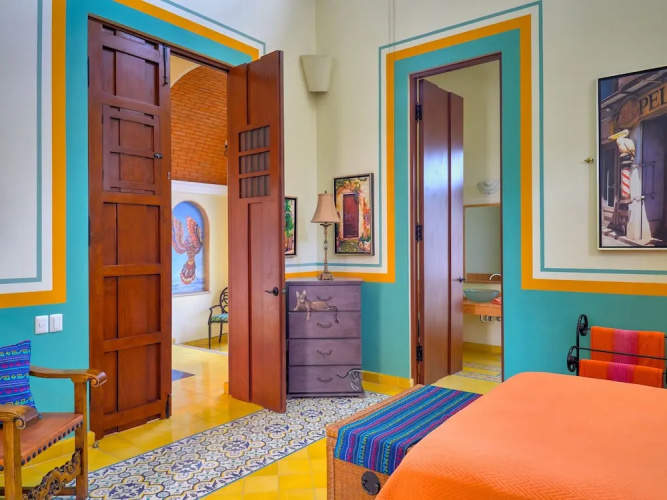 Casa Oasis Guest House and Spa