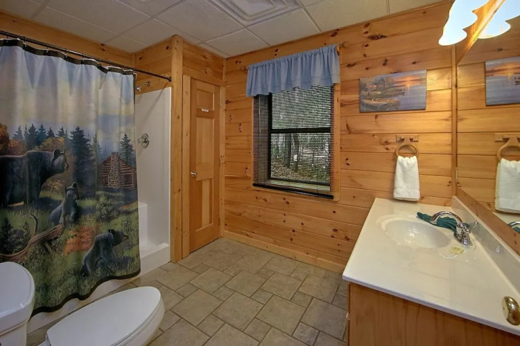 Boulder Bear Lodge 355 - Three Bedroom Cabin