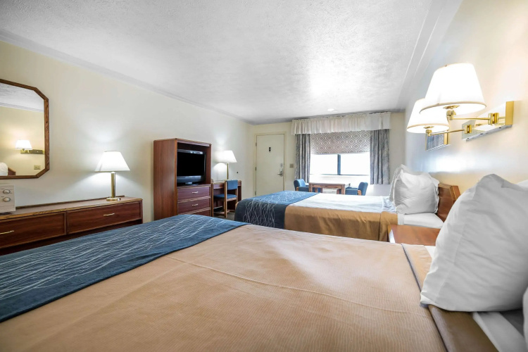 Rodeway Inn Pronghorn Lodge
