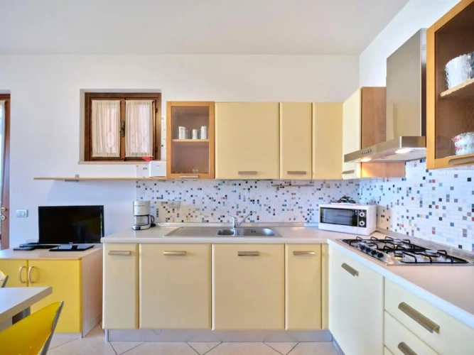 3 Bedrooms Apartment