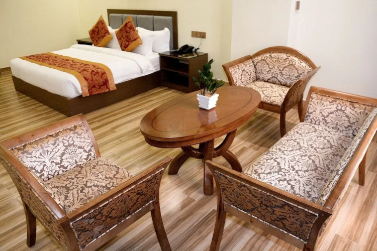 Hotel Tugos