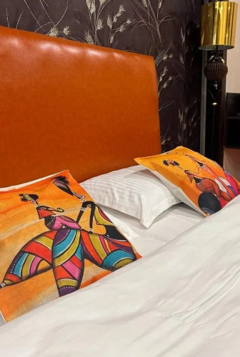 Seven house hotel
