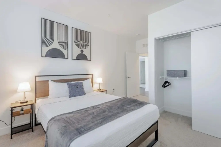 TWO Luxe CozySuites in Downtown Cincy