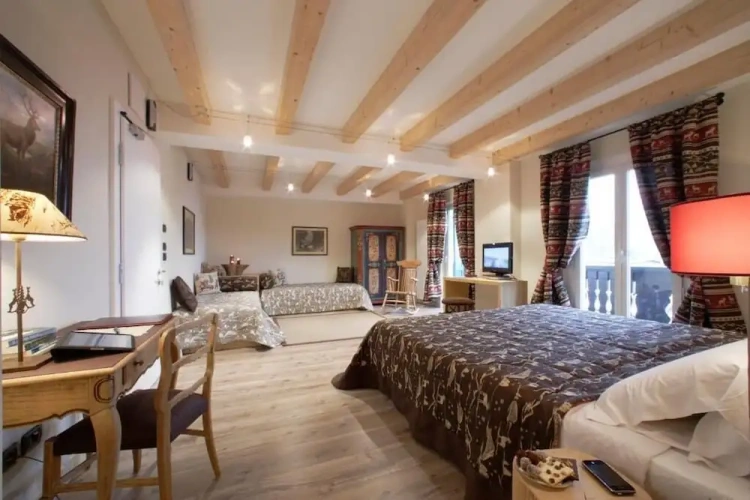 Deluxe room