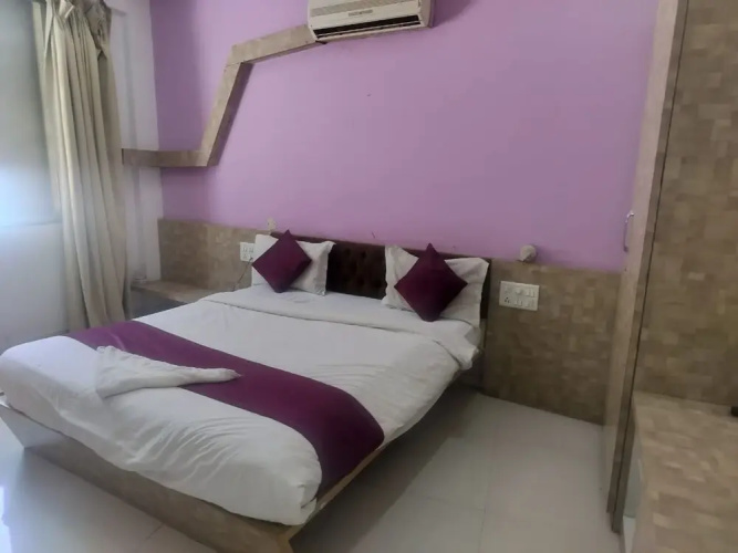 Hotel Saiba Lodging