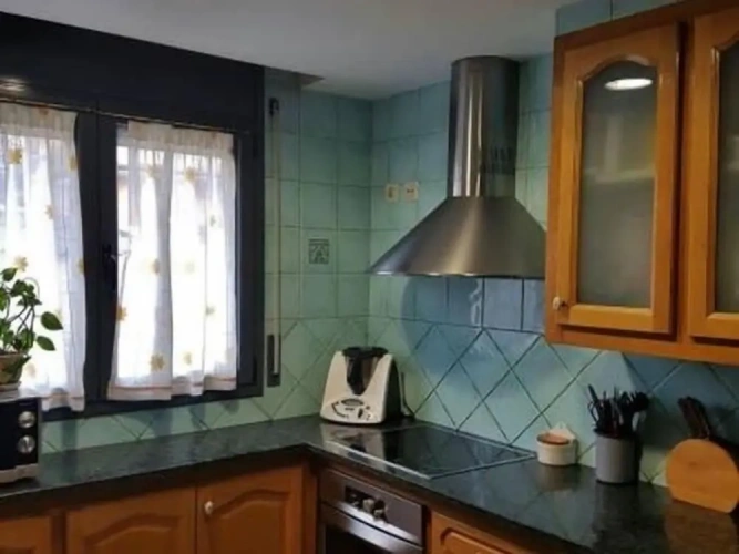 3 Bedrooms Cottage