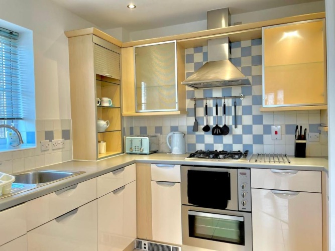 2 Bedrooms Apartment