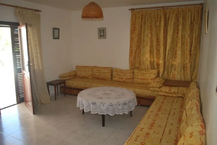 3 Bedrooms Cottage
