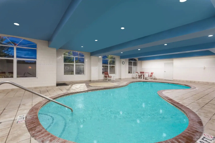 Wingate by Wyndham Savannah Gateway
