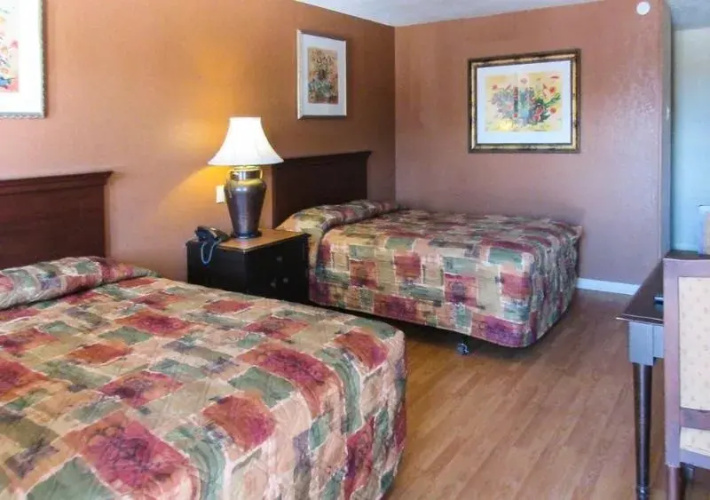 Howard Johnson by Wyndham Pecos
