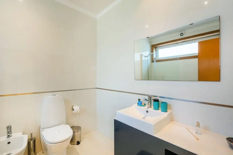 3 Bedrooms Villa with garden view