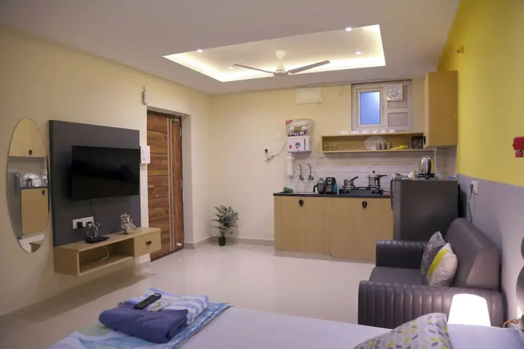 Srinivasam Studio Flat