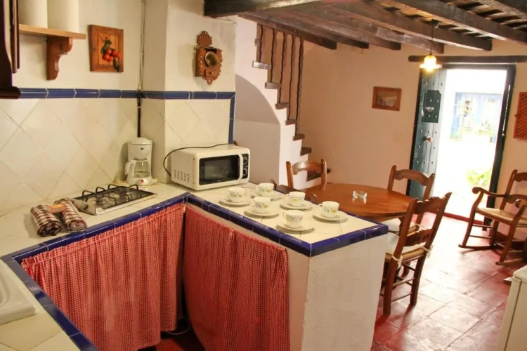 2 Bedrooms Chalet
