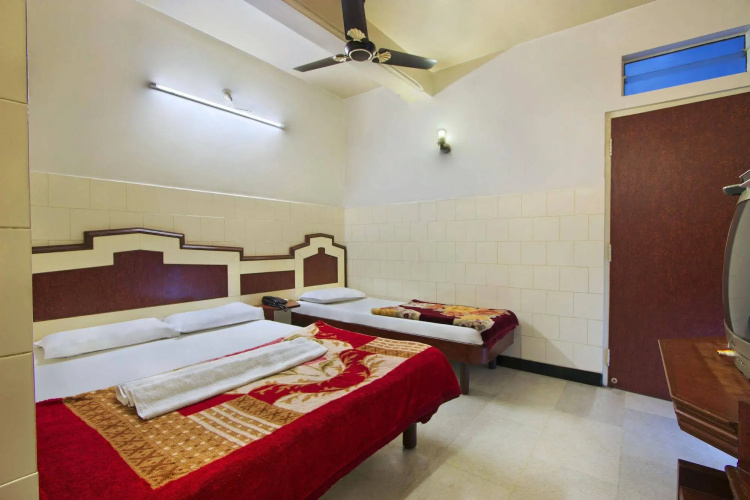 Mannars Yatrinivas Lodge