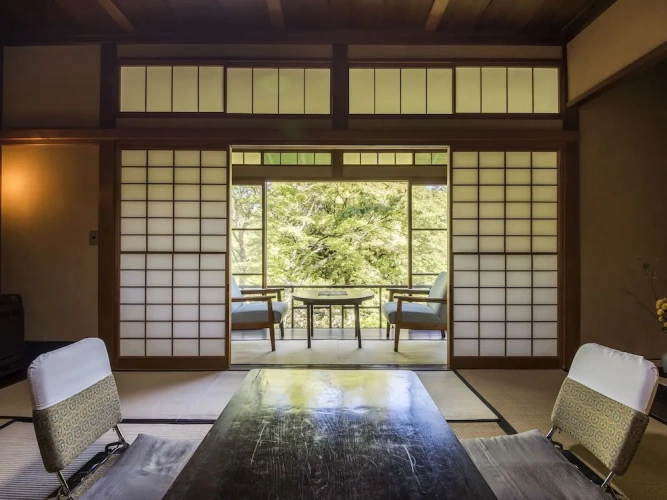 Tsuki/Take/Sugi room
