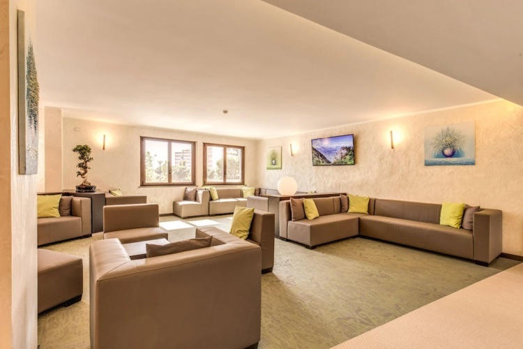 Warmth Hotel (Ex-Eur Suite) photo 17