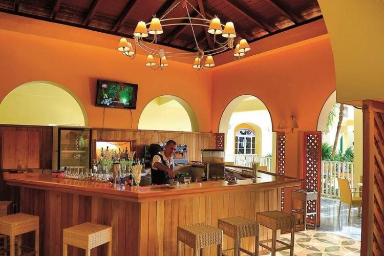 Bravo Villa Coral