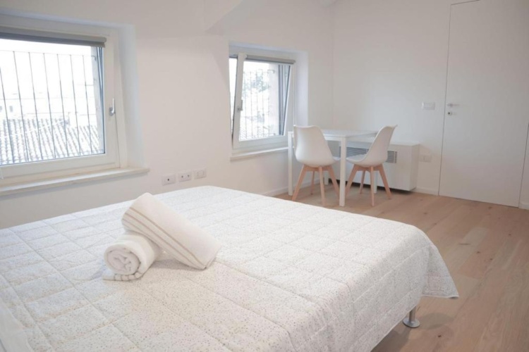 Deluxe Double room with city view
