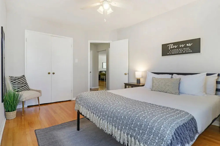 2BR Modern & Comfy Apt in Rogers Park