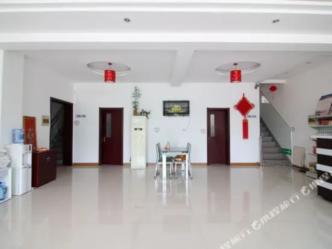 Haiyang Hejiafu Express Hotel