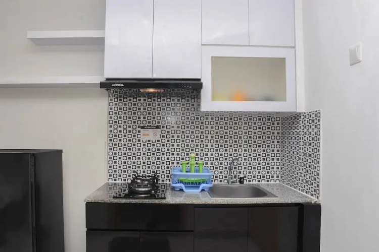 Comfy And Tidy Studio Amethyst Apartment