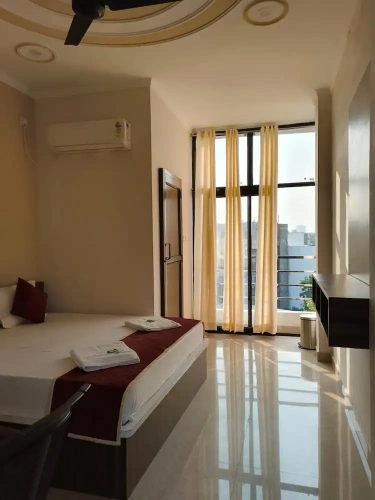 Deluxe Double room with garden view