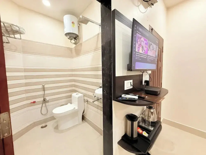 Hotel Aastha Inn