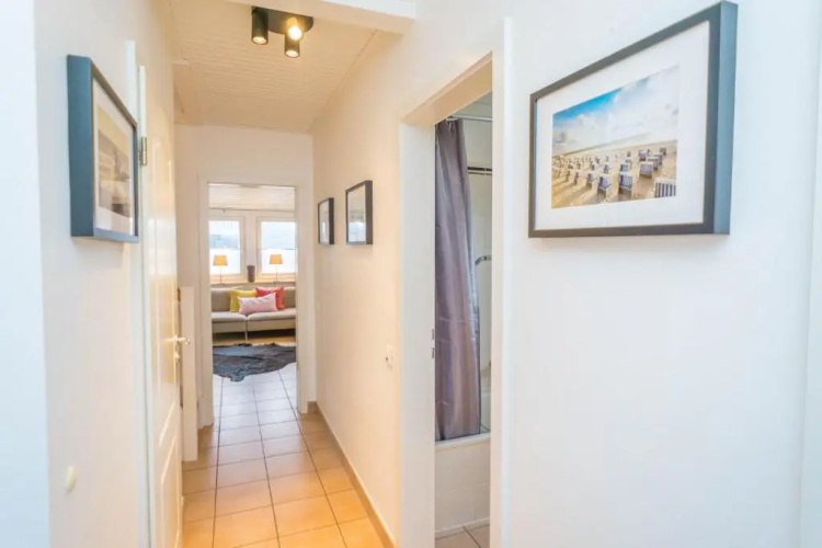Große Wohnung in perfekter Lage mit Balkon!