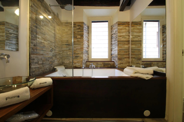 iRooms Rome Spanish Steps