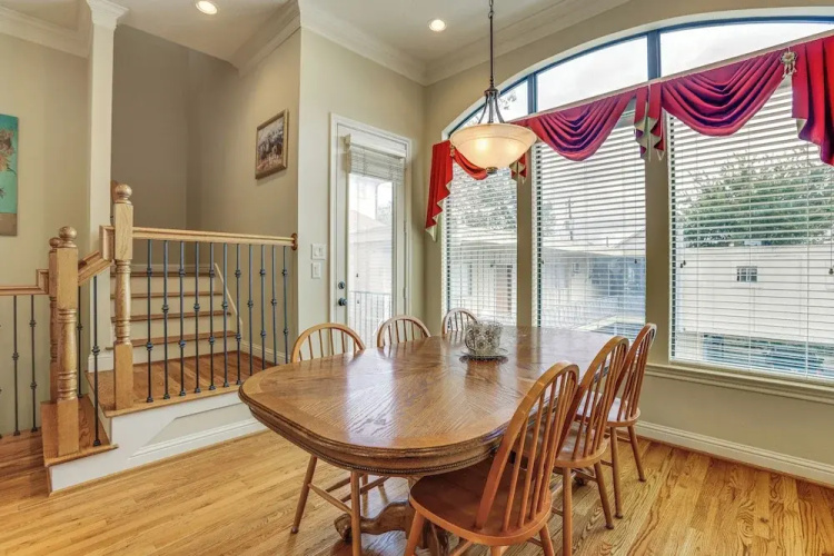 Walkable + Group-friendly: Houston Rental Near NRG