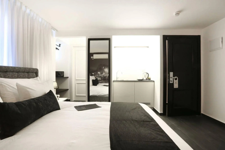 Dizengoff Avenue Hotel