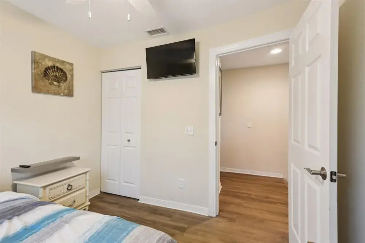 Sea Haven 512