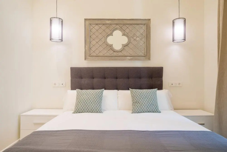 Fresh Velazquez Apartments