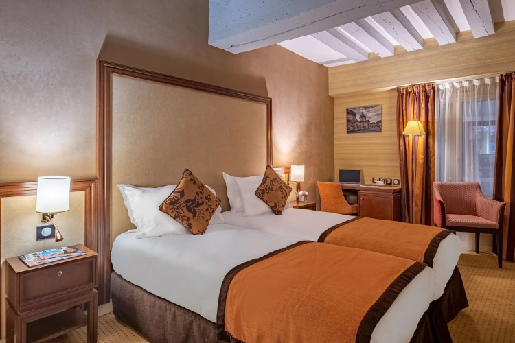 Hotel Saint Honore 85