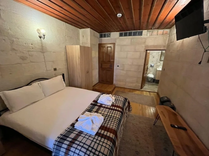 Standard Double room with city view