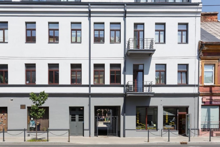 1 Bedroom Apartment